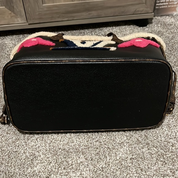 Louis Vuitton Limited Edition Black Leather Monogram Teddy Neverfull MM NM Bag - Picture 9 of 10